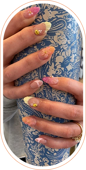 About us image manicure